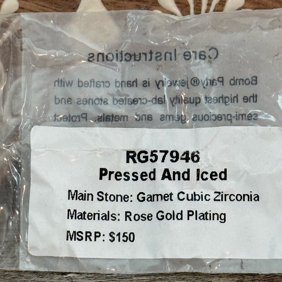 Bomb Party 2026 December Ring “Pressed & Iced” Size 7. Brand New! - Picture 7 of 7